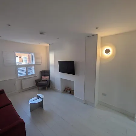 شقة Trendy 2bd City Townhouse *